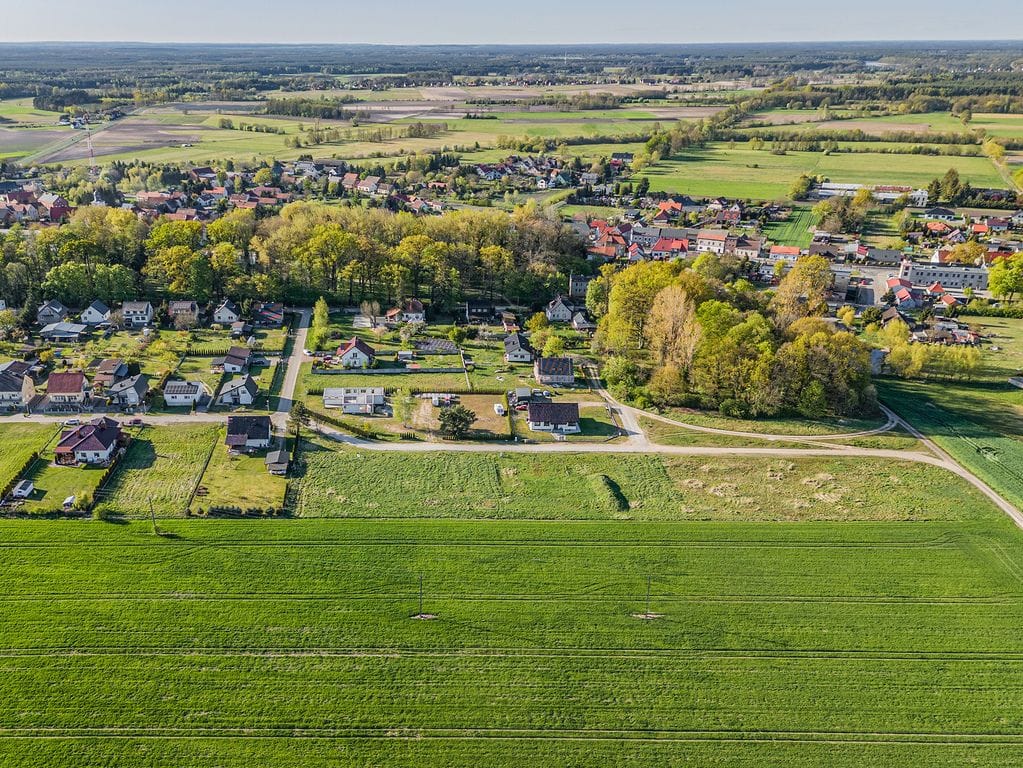 Działka  pokojowe na Sprzedaż