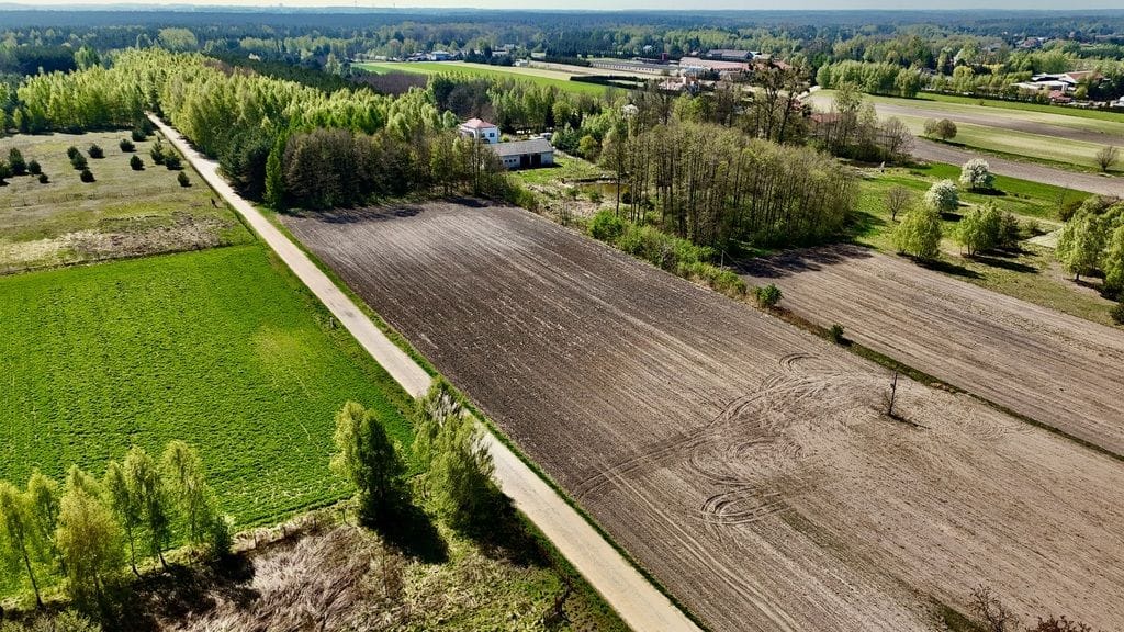 Działka  pokojowe na Sprzedaż