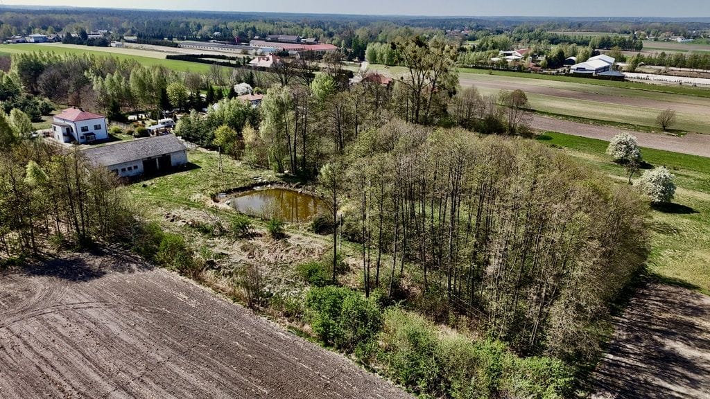 Działka  pokojowe na Sprzedaż