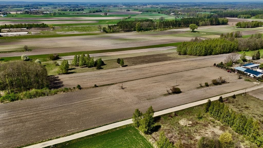 Działka  pokojowe na Sprzedaż