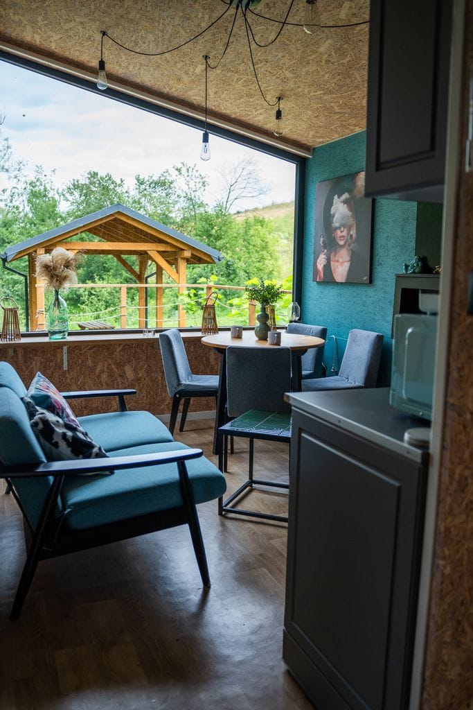 Lokal użytkowy  pokojowe na Sprzedaż