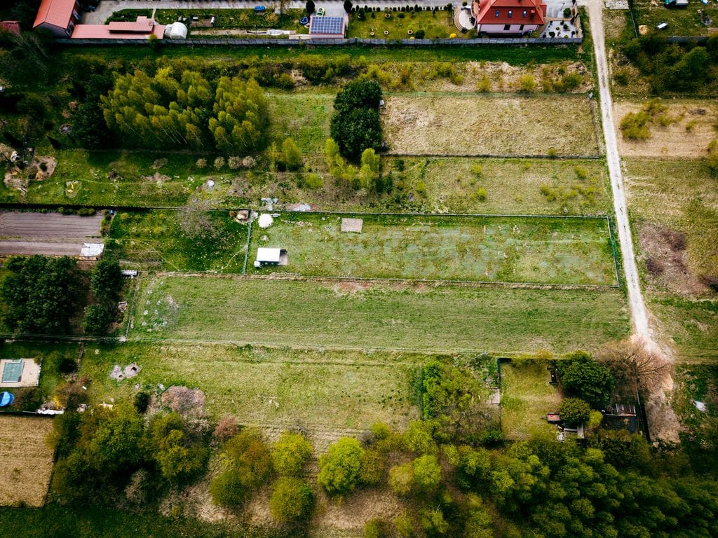 Działka  pokojowe na Sprzedaż