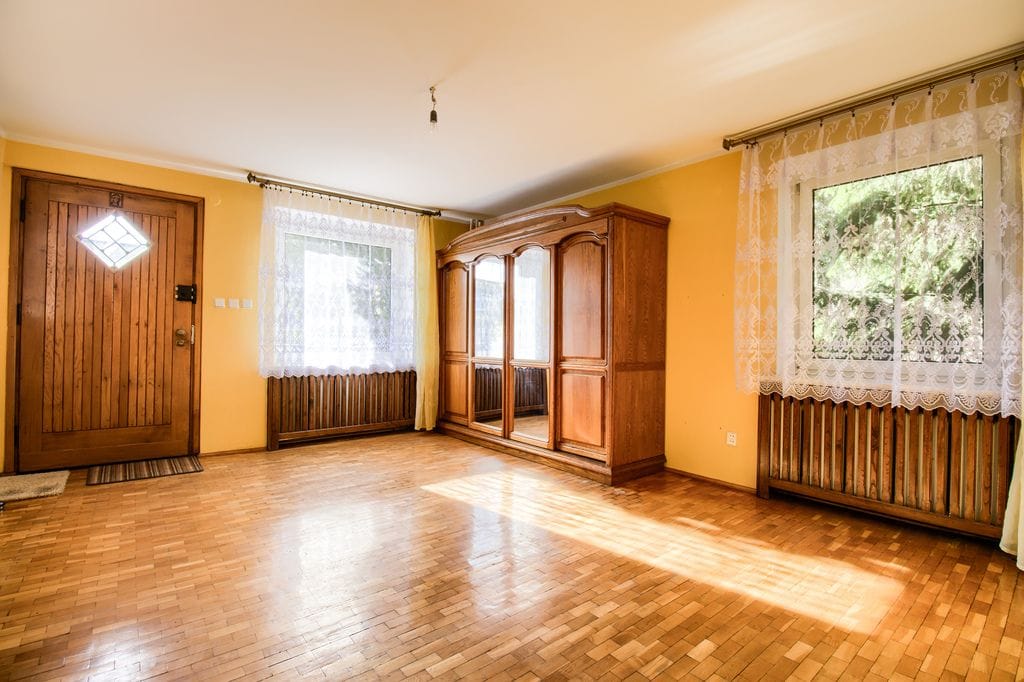 Dom 7 pokojowe na Sprzedaż