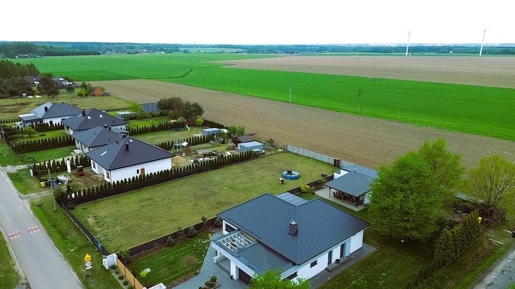 Działka  pokojowe na Sprzedaż