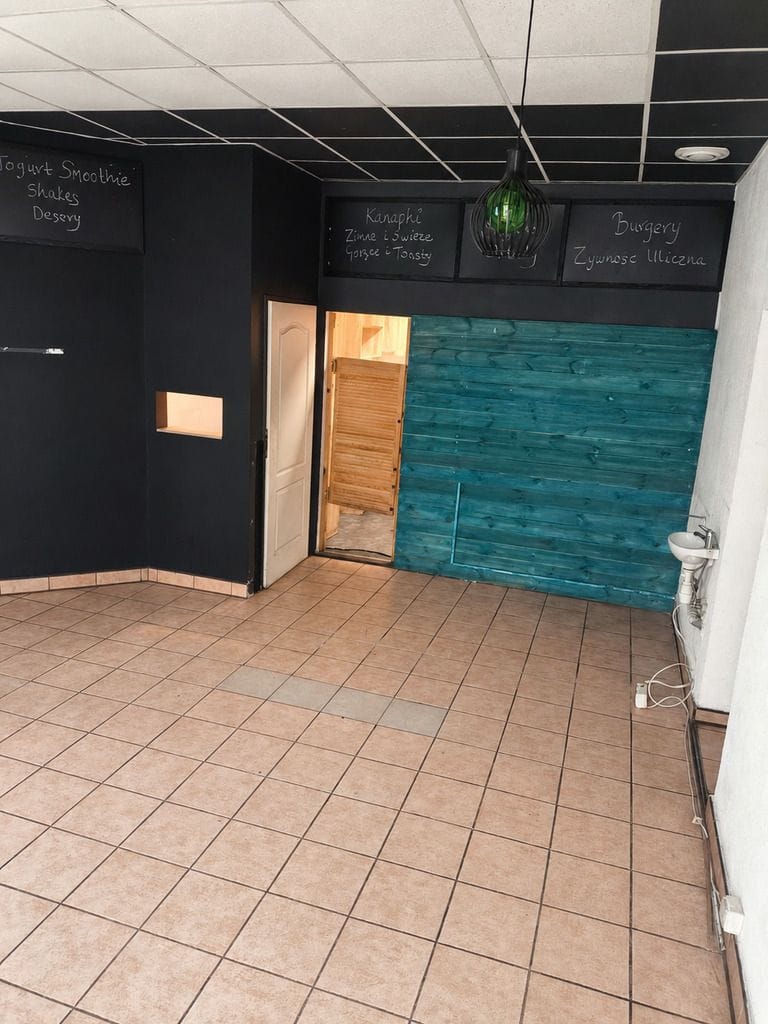 Lokal użytkowy  pokojowe na Sprzedaż