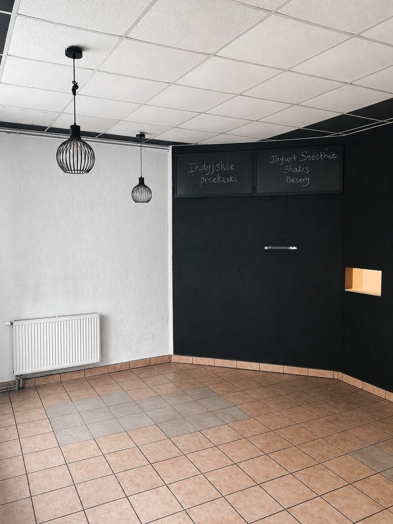 Lokal użytkowy  pokojowe na Sprzedaż