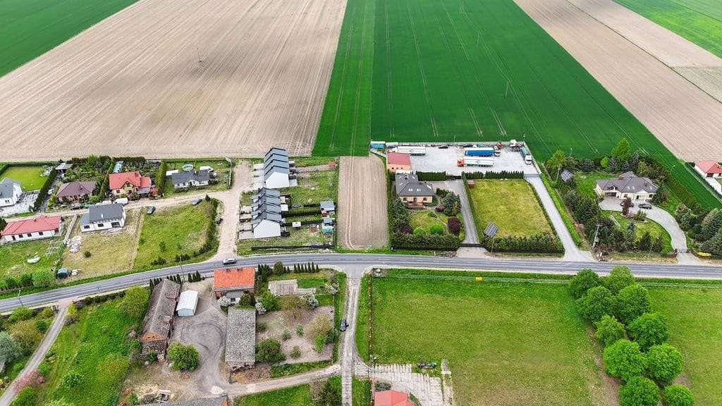 Działka  pokojowe na Sprzedaż