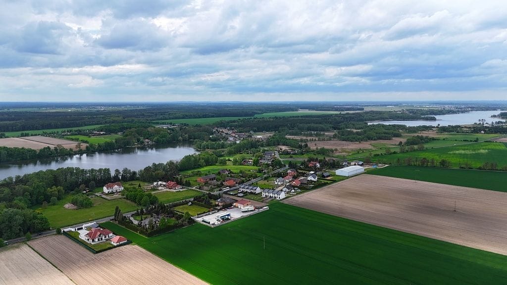 Działka  pokojowe na Sprzedaż