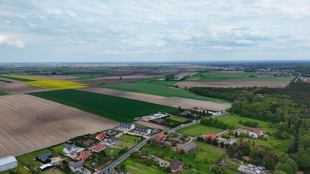 Działka  pokojowe na Sprzedaż