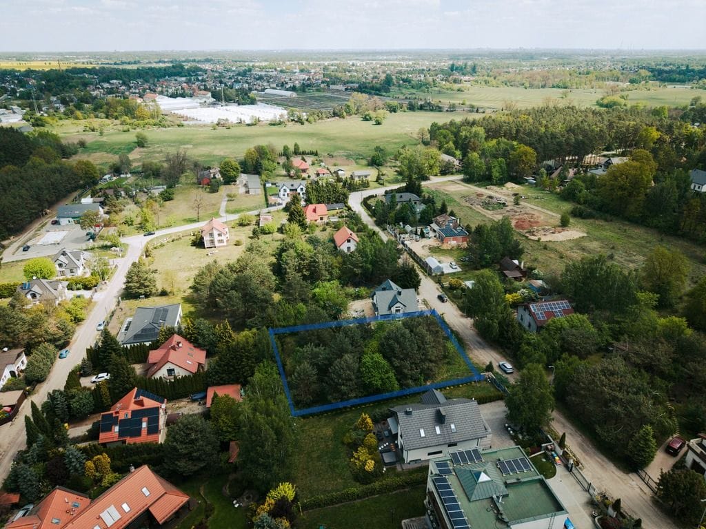 Działka  pokojowe na Sprzedaż