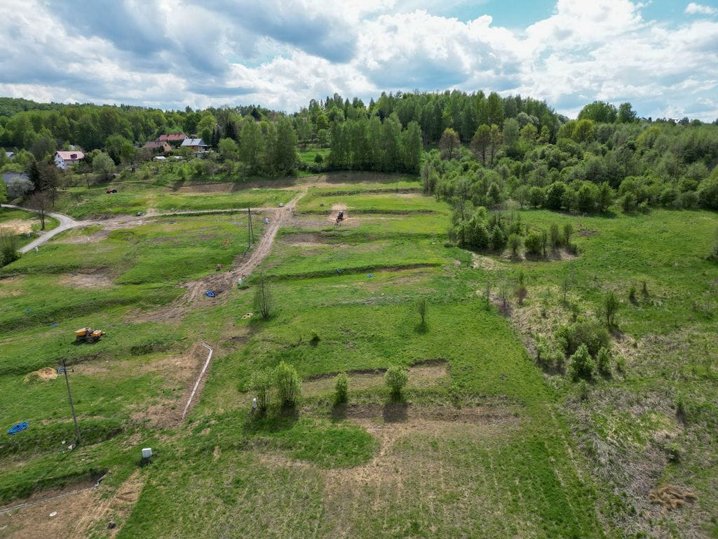 Działka  pokojowe na Sprzedaż