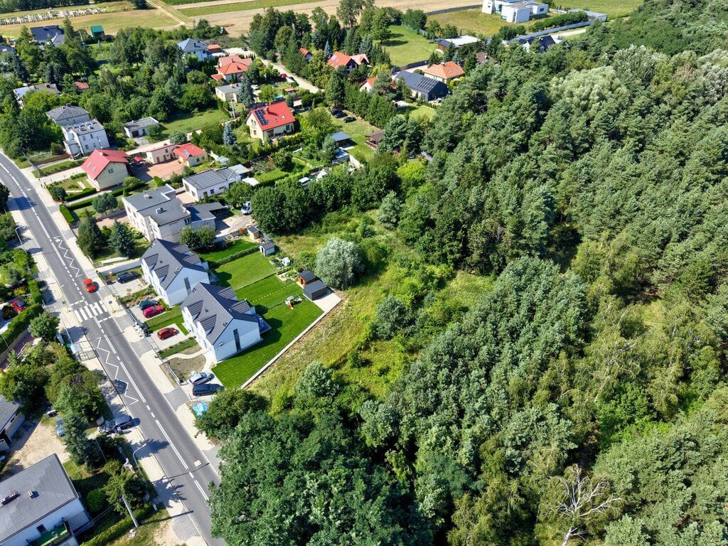 Działka  pokojowe na Sprzedaż