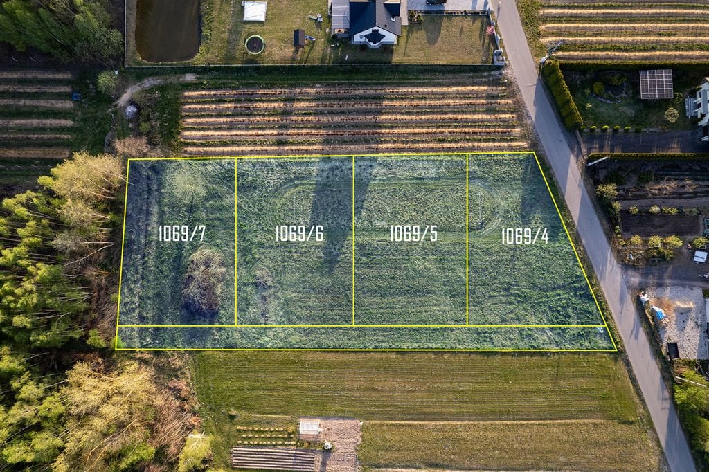 Działka  pokojowe na Sprzedaż