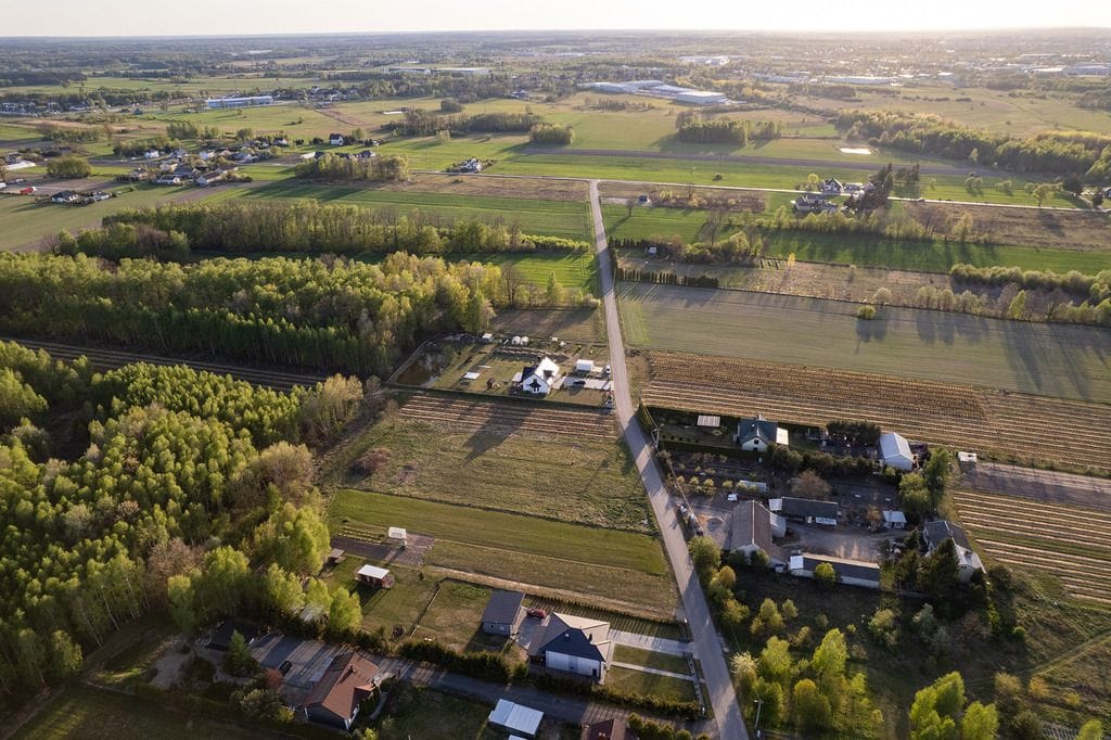 Działka  pokojowe na Sprzedaż