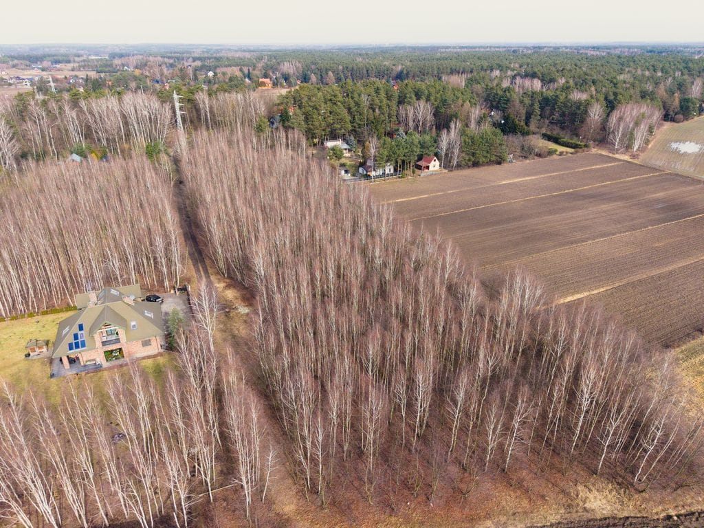Działka  pokojowe na Sprzedaż