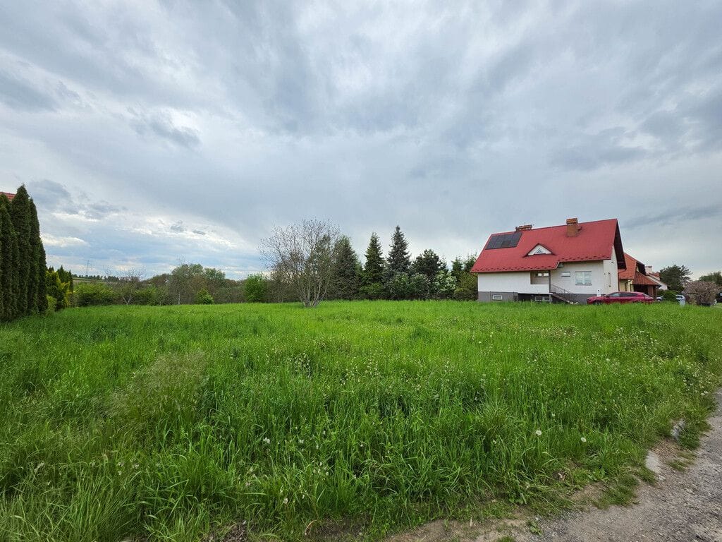 Działka  pokojowe na Sprzedaż
