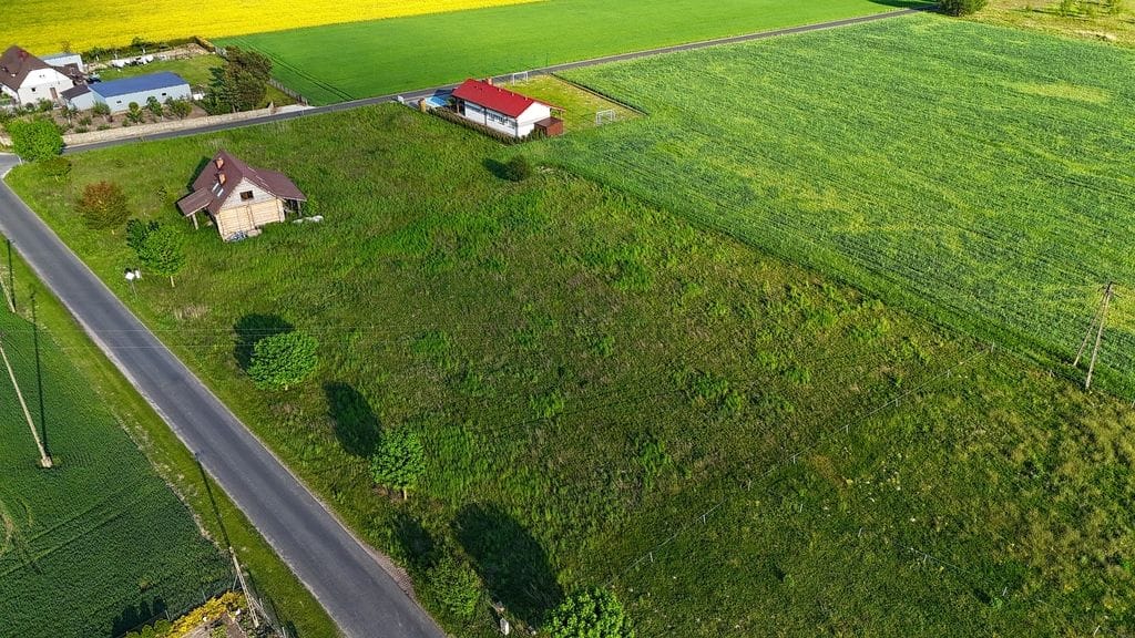 Działka  pokojowe na Sprzedaż