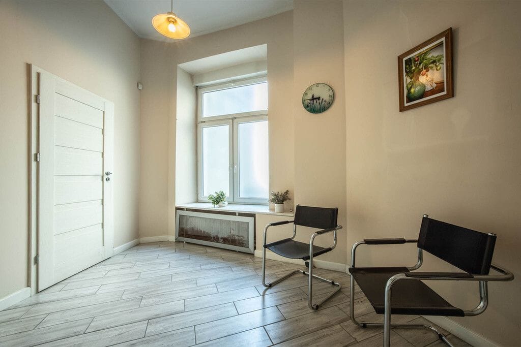 Lokal użytkowy  pokojowe na Sprzedaż