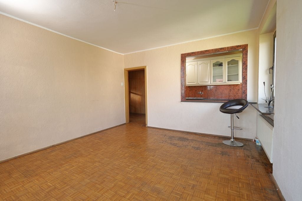 Dom 7 pokojowe na Sprzedaż