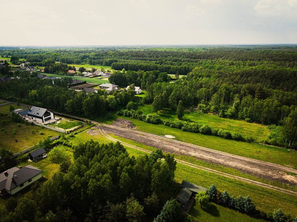 Działka  pokojowe na Sprzedaż