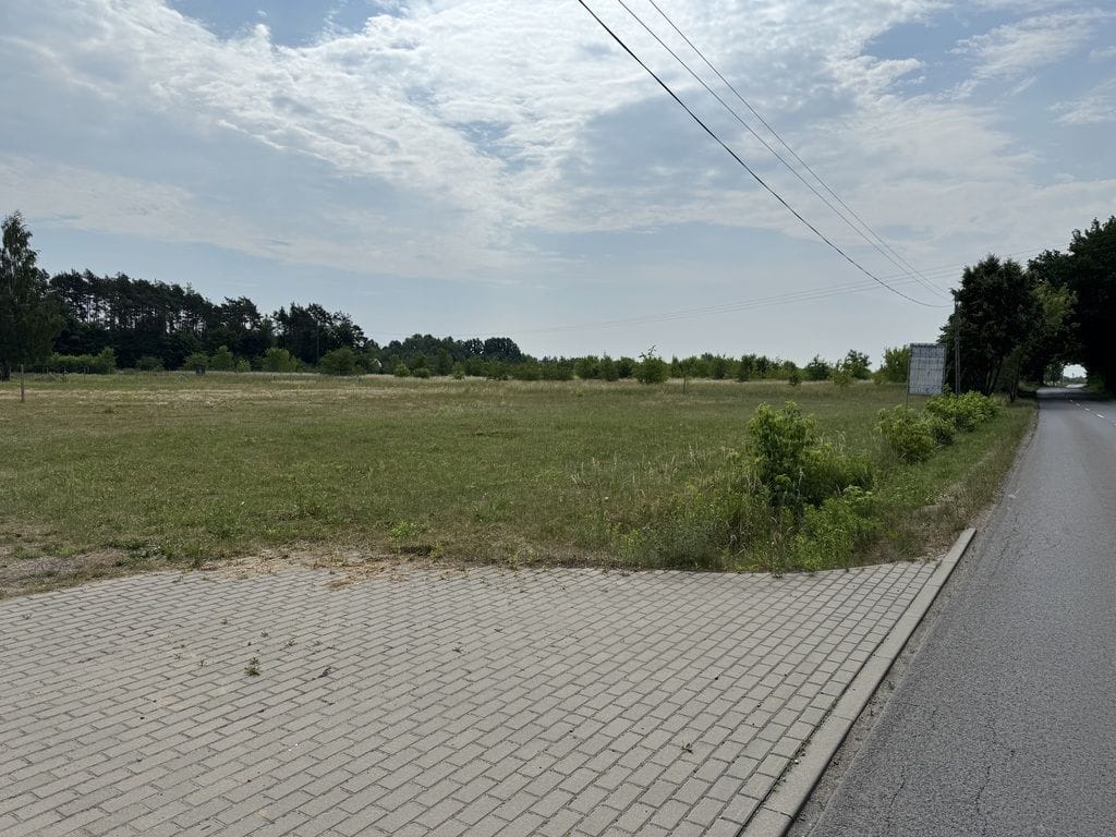 Działka  pokojowe na Sprzedaż