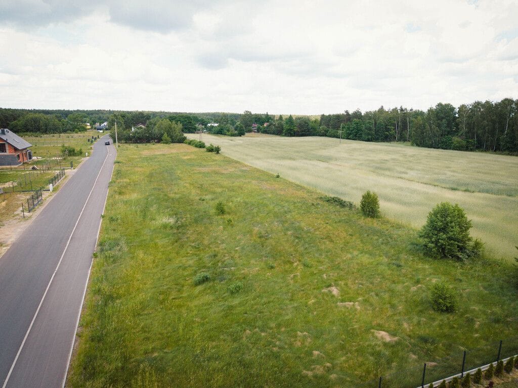 Działka  pokojowe na Sprzedaż