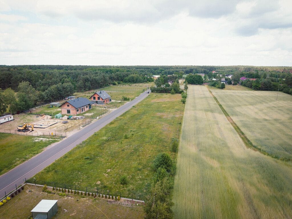 Działka  pokojowe na Sprzedaż