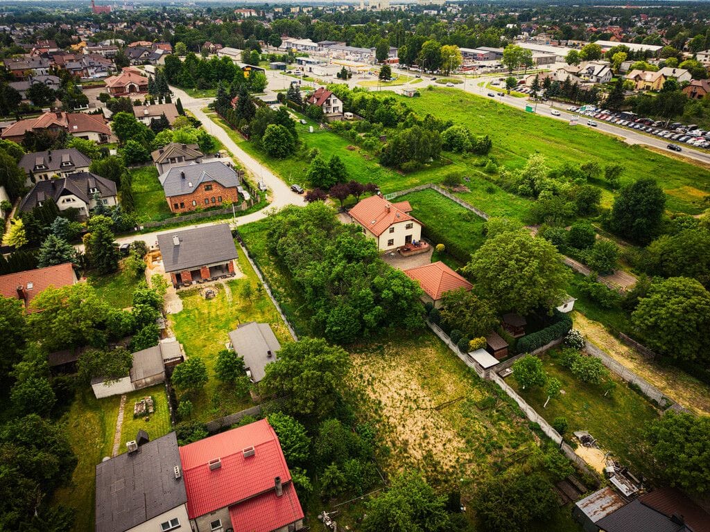 Działka  pokojowe na Sprzedaż