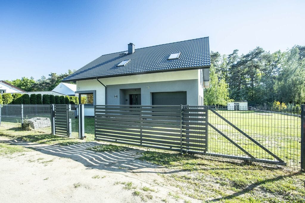Dom 5 pokojowe na Sprzedaż