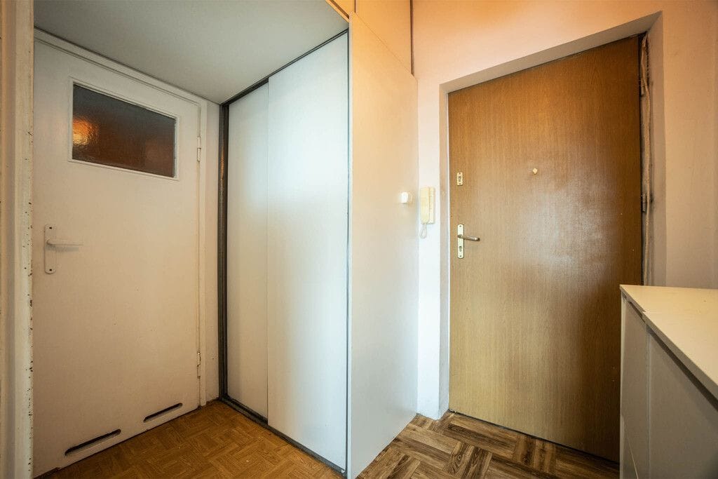Mieszkanie 1 pokojowe na Sprzedaż