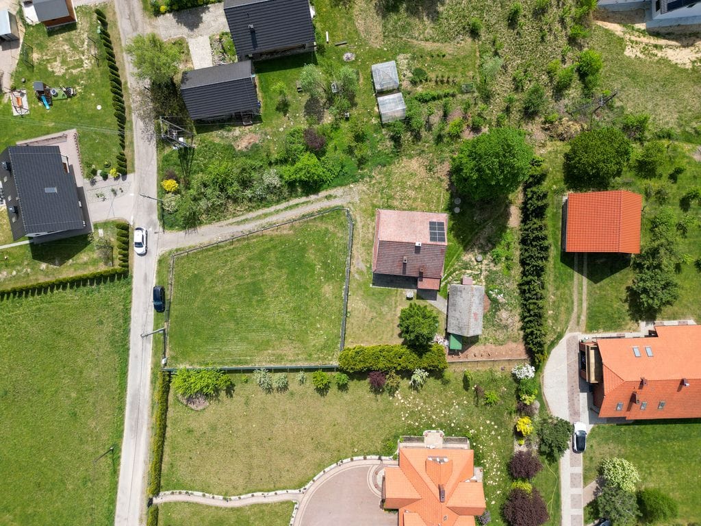 Działka  pokojowe na Sprzedaż