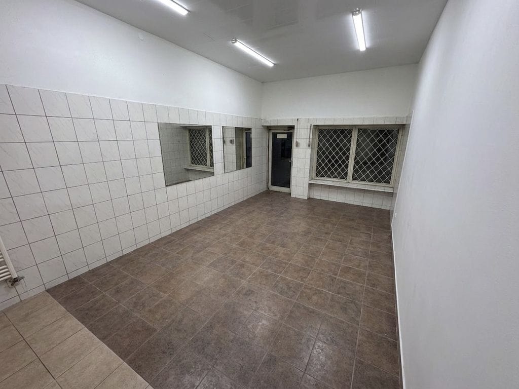 Lokal użytkowy  pokojowe na Sprzedaż