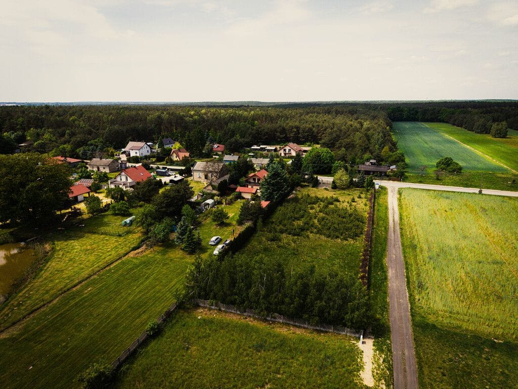 Działka  pokojowe na Sprzedaż