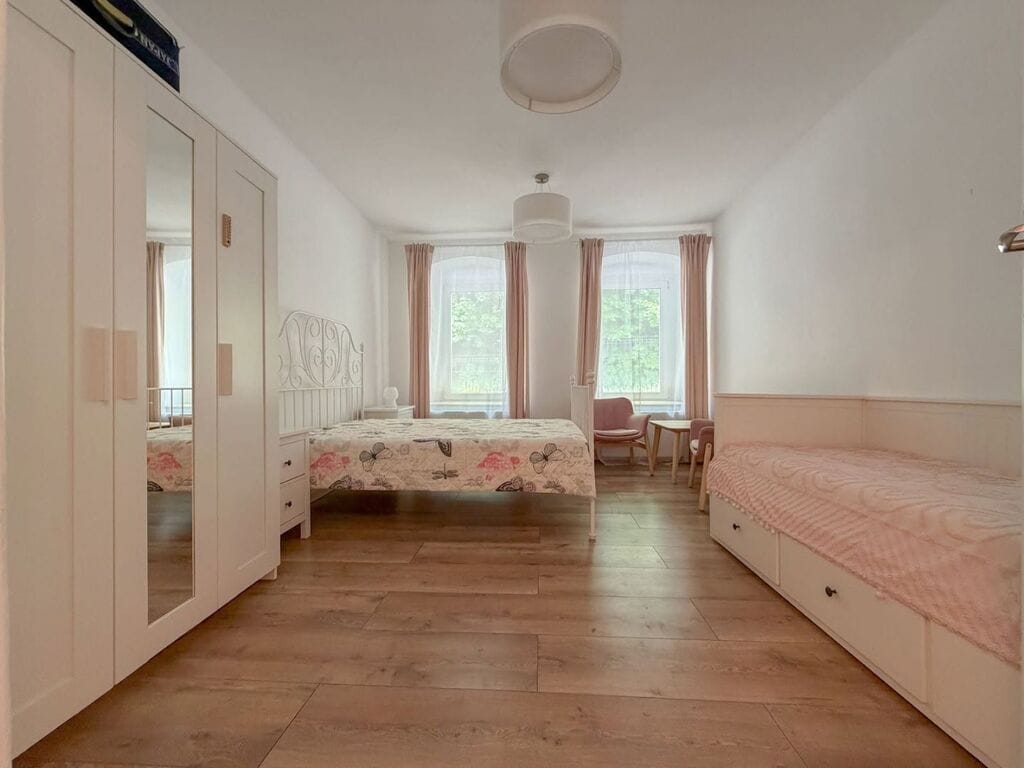 Dom 13 pokojowe na Sprzedaż