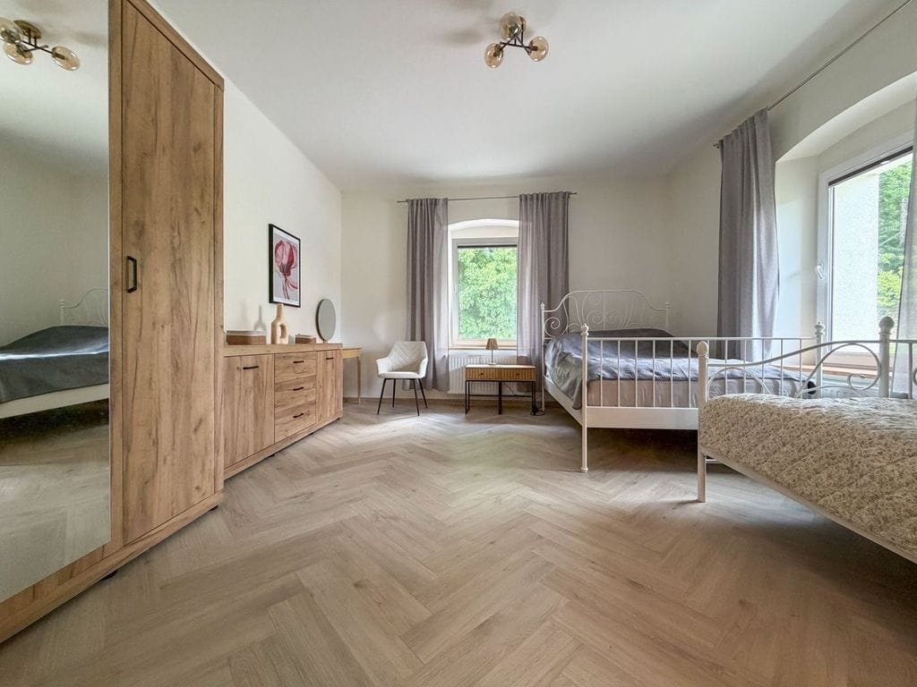 Dom 13 pokojowe na Sprzedaż