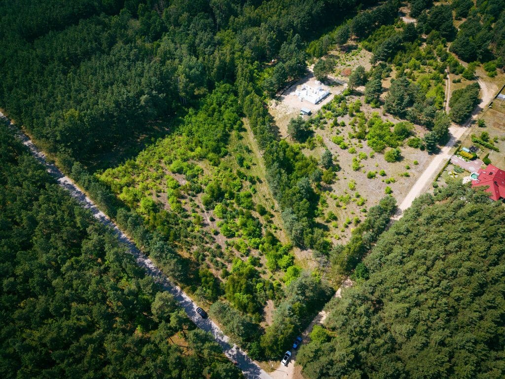 Działka  pokojowe na Sprzedaż