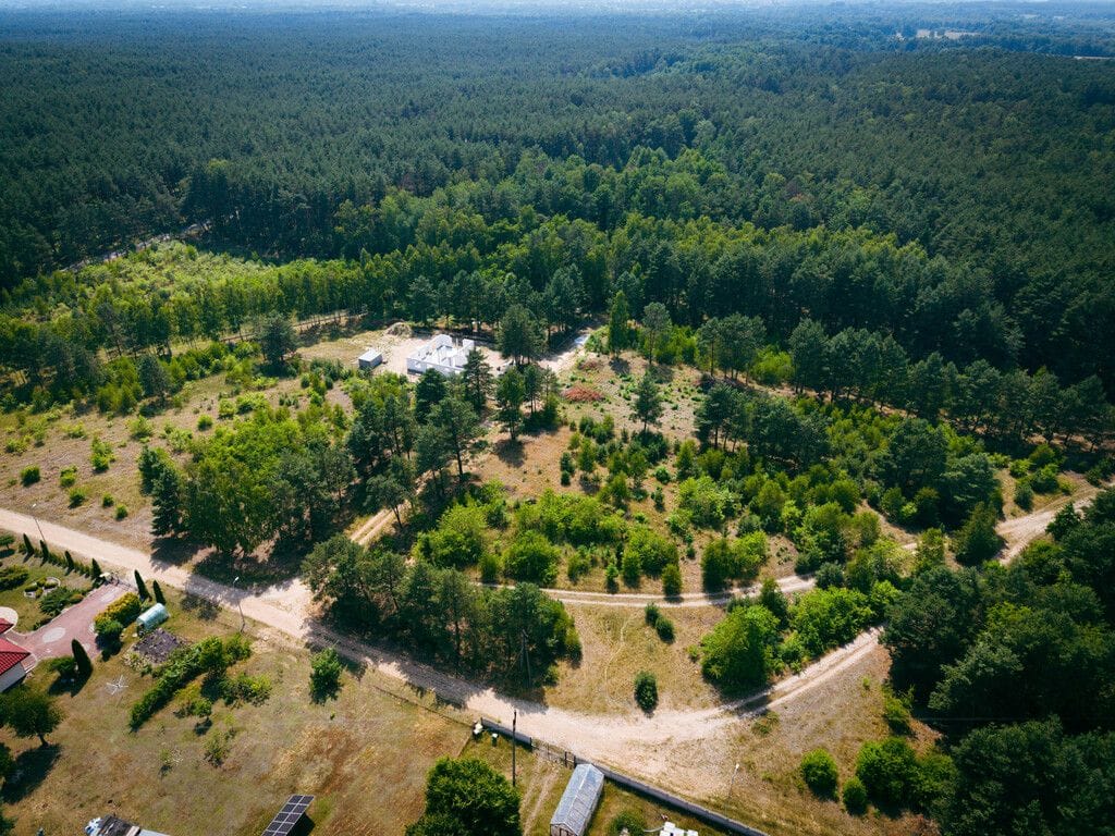 Działka  pokojowe na Sprzedaż