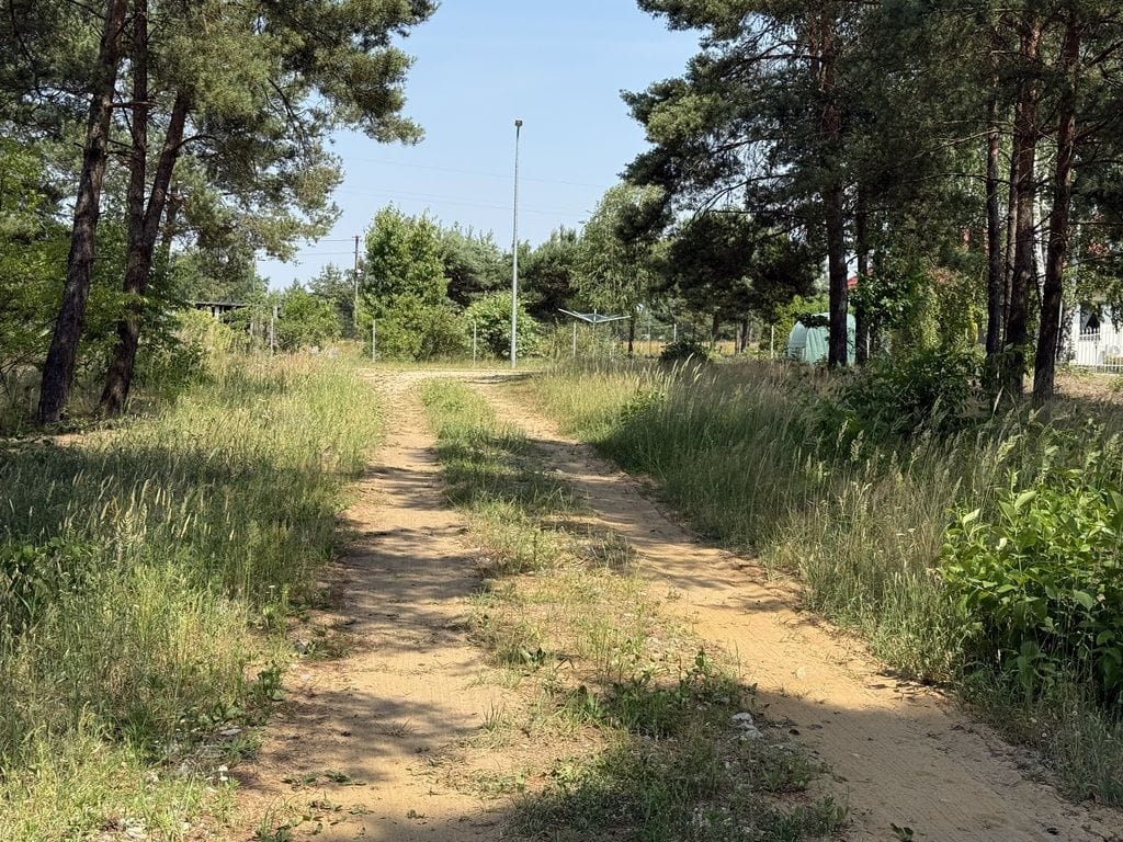 Działka  pokojowe na Sprzedaż