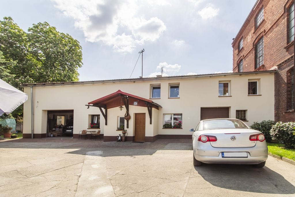 Dom 6 pokojowe na Sprzedaż