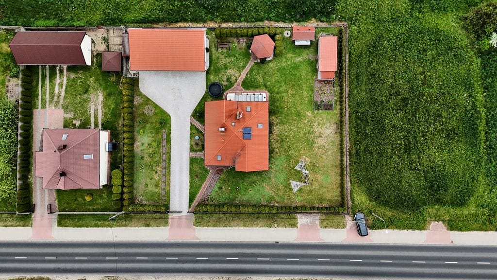 Dom 4 pokojowe na Sprzedaż