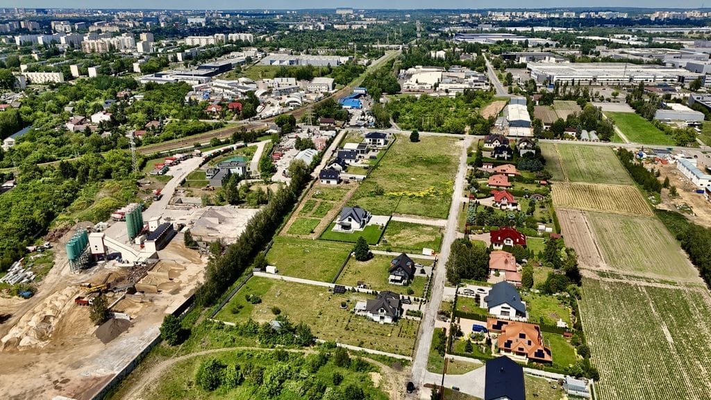 Działka  pokojowe na Sprzedaż