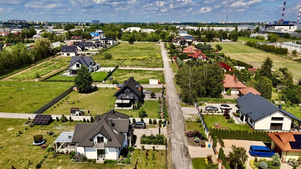 Działka  pokojowe na Sprzedaż