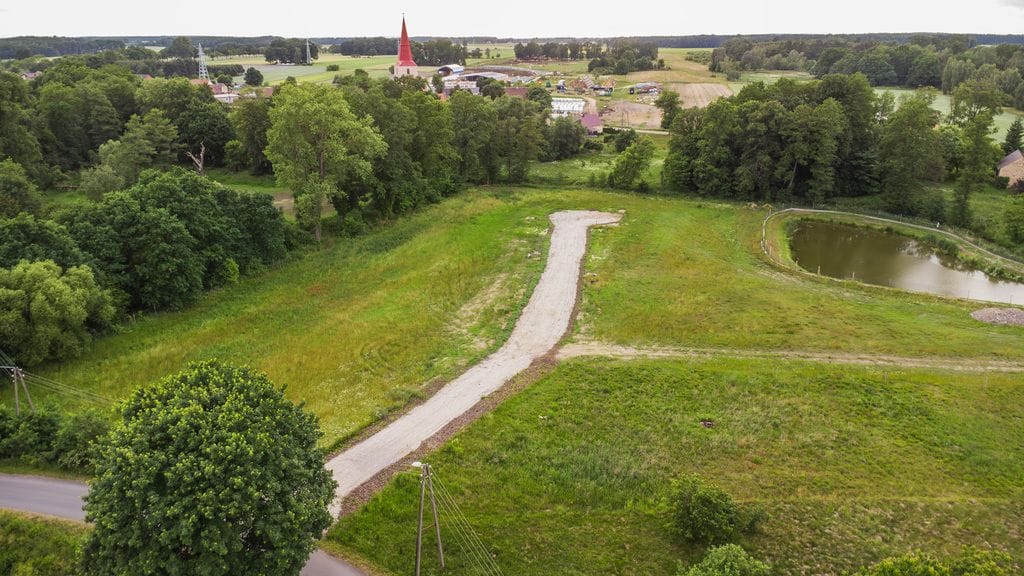 Działka  pokojowe na Sprzedaż
