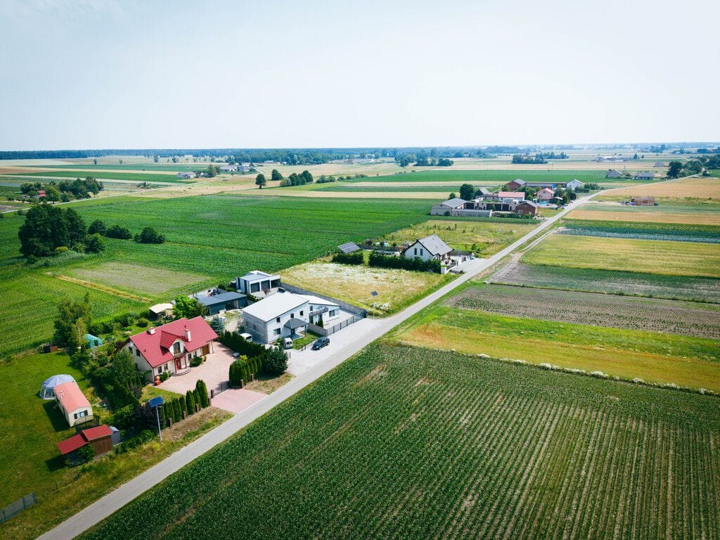 Działka  pokojowe na Sprzedaż
