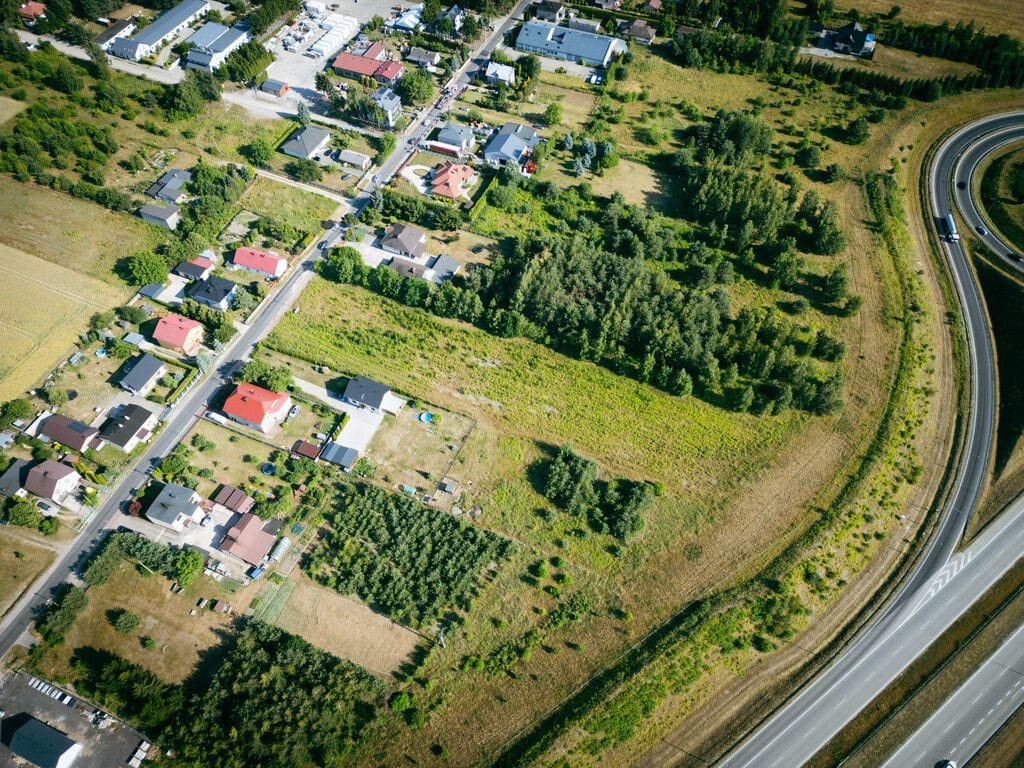 Działka  pokojowe na Sprzedaż