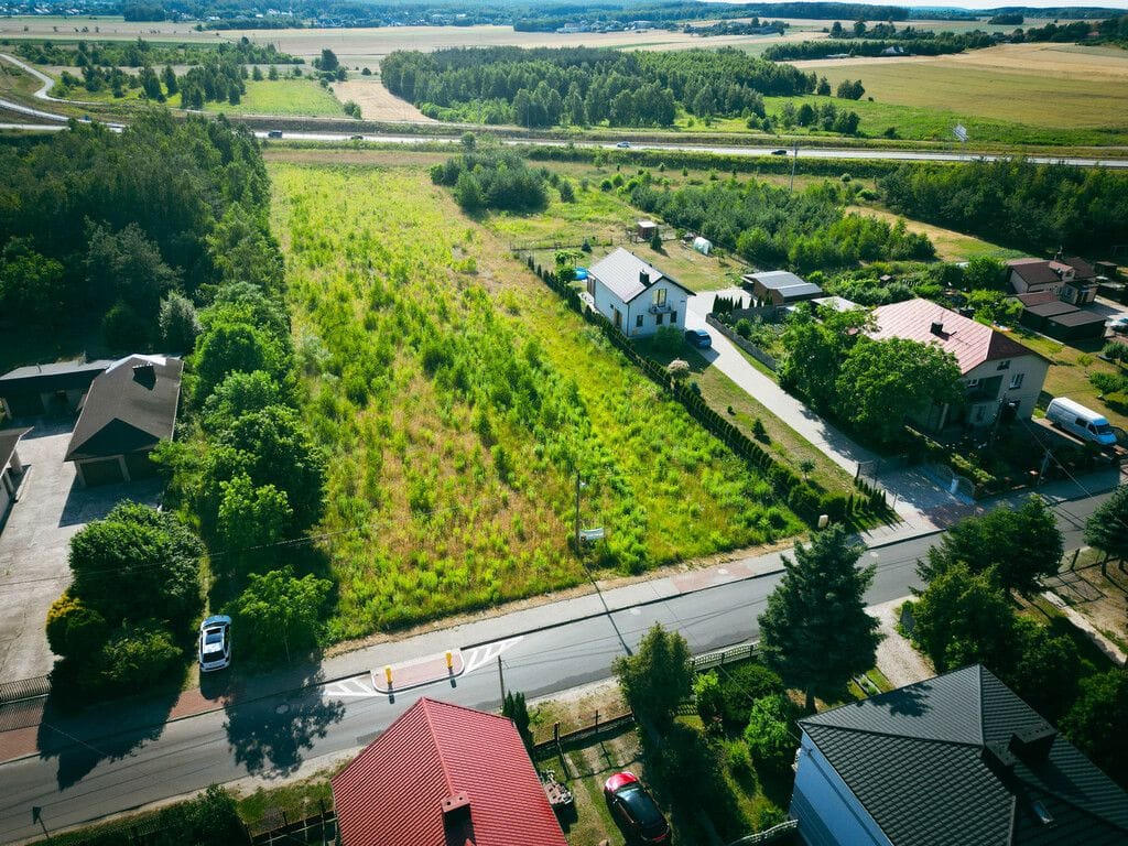 Działka  pokojowe na Sprzedaż
