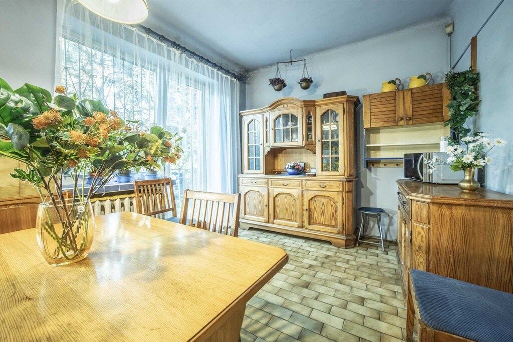 Dom 4 pokojowe na Sprzedaż
