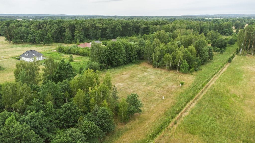 Działka  pokojowe na Sprzedaż