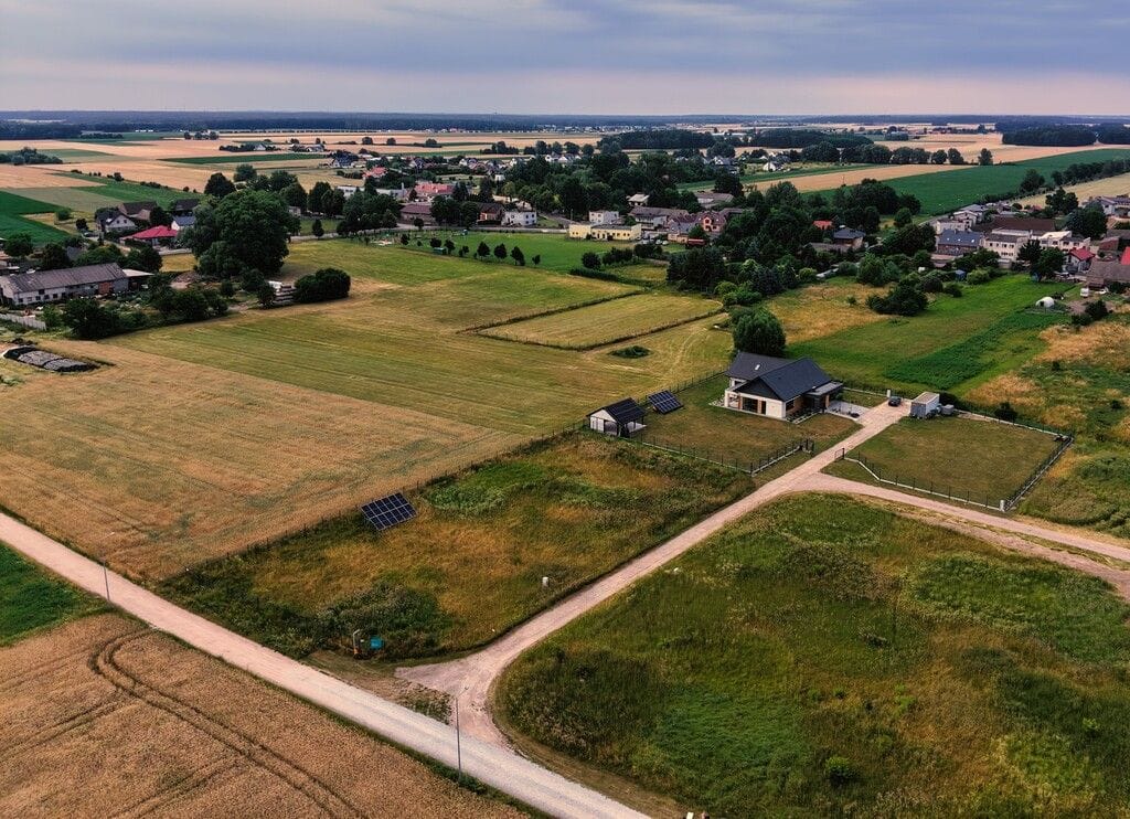 Działka  pokojowe na Sprzedaż