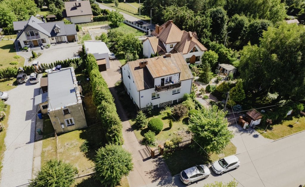 Dom 8 pokojowe na Sprzedaż